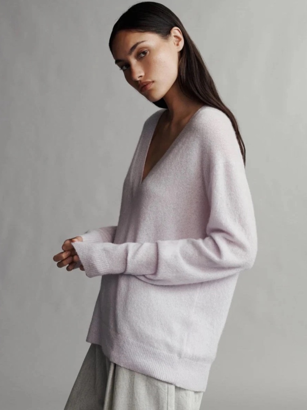 TWP Beautiful Soft Lavender V- Neck Cashmere Sweater Sz M NEW!! $524 - Picture 4 of 6